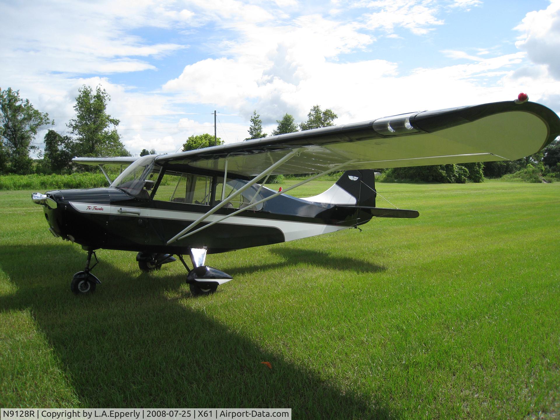 N9128R, 1958 Champion 7FC C/N 7FC-230, left side view