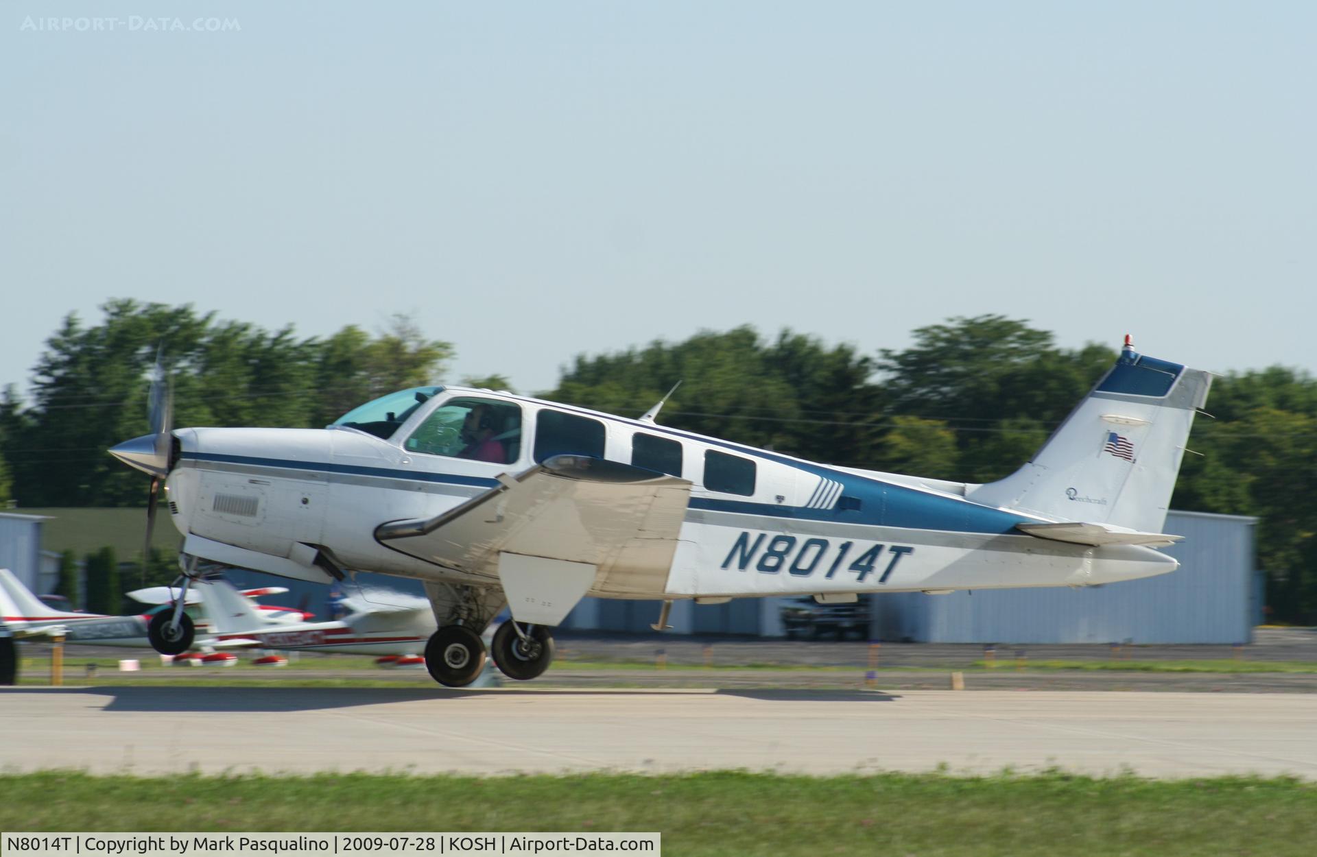 N8014T, 1990 Beech A36 Bonanza 36 C/N E-2561, Beech A36