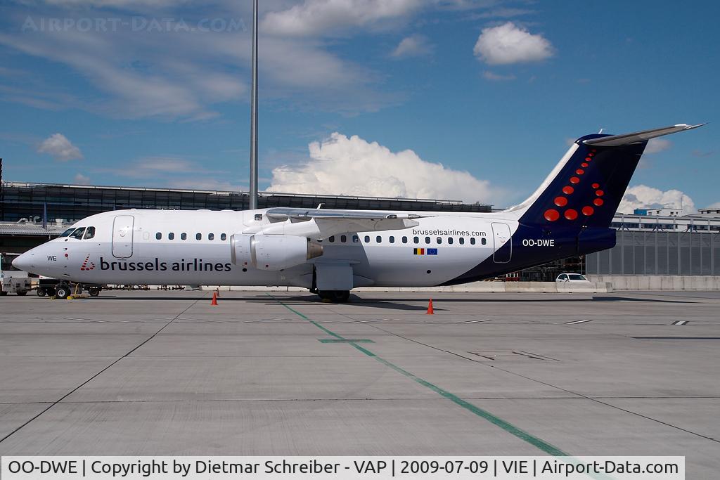 OO-DWE, 1998 British Aerospace Avro 146-RJ100 C/N E3327, Brussels Airlines Bae 146