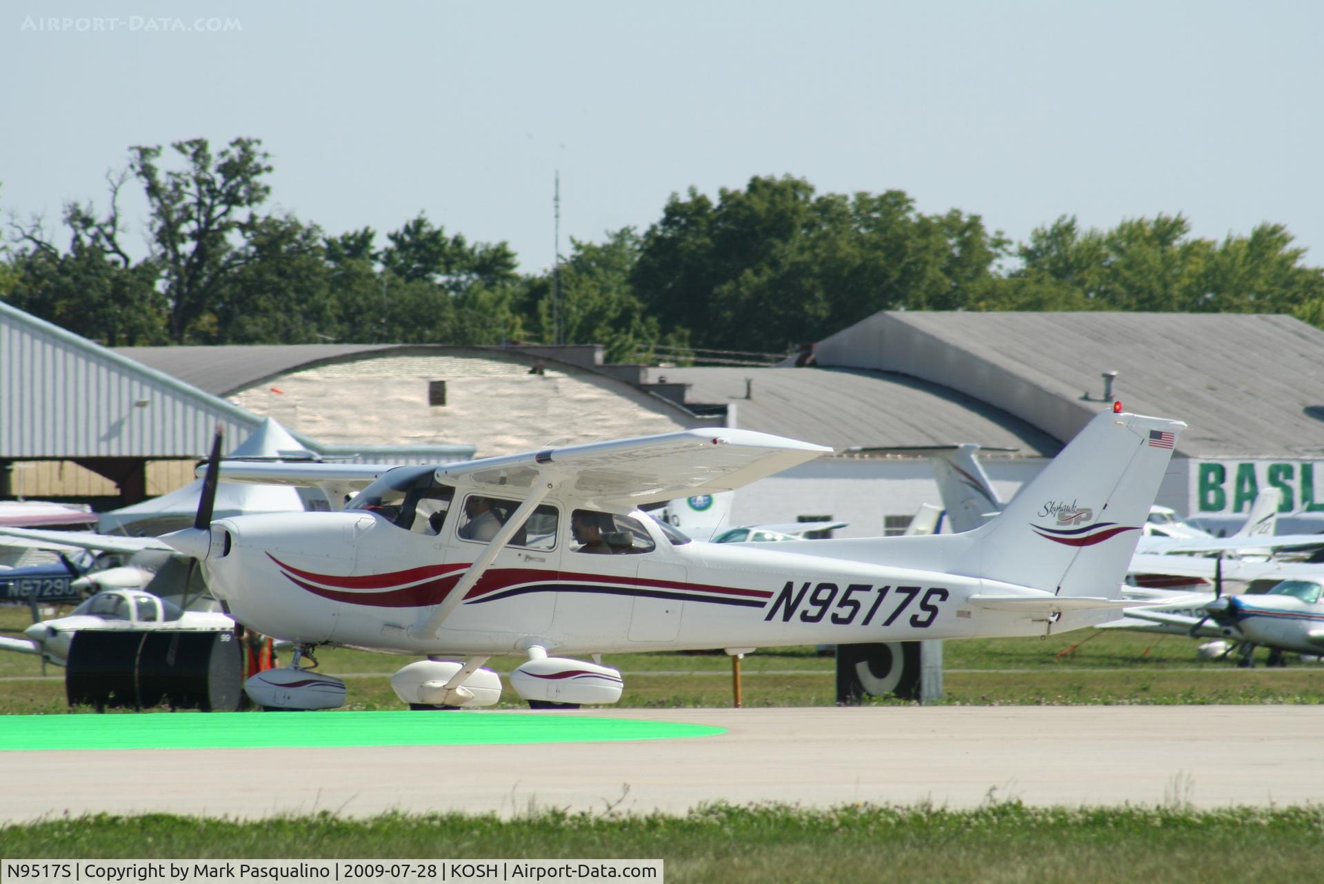N9517S, 1998 Cessna 172S C/N 172S8011, Cessna 172S