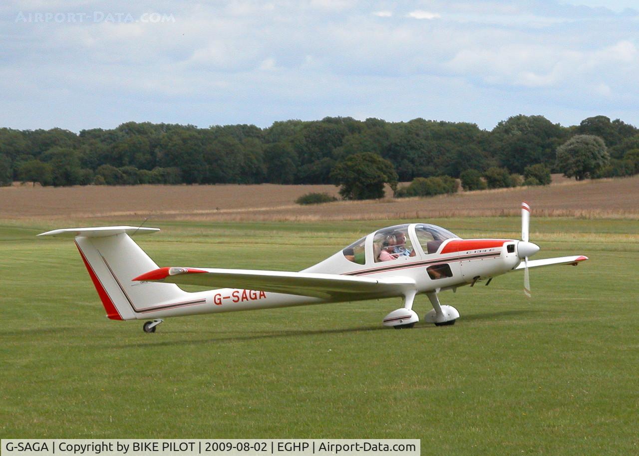 G-SAGA, 1985 Grob G-109B C/N 6364, TAXYING TOWARDS RWY 26