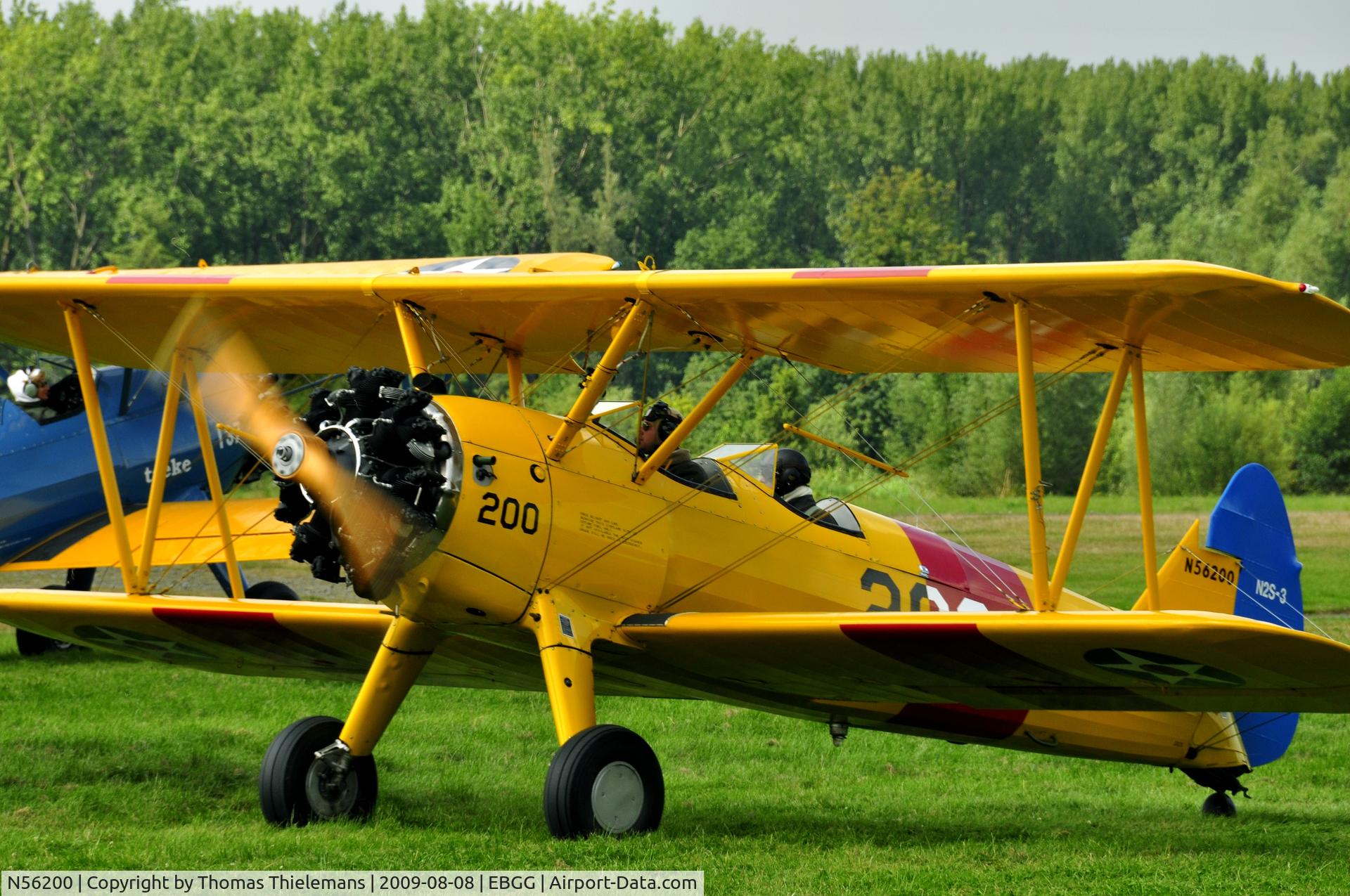 N56200, 1943 Boeing B75N1 C/N 75-7813, Opendeur VZP 2009