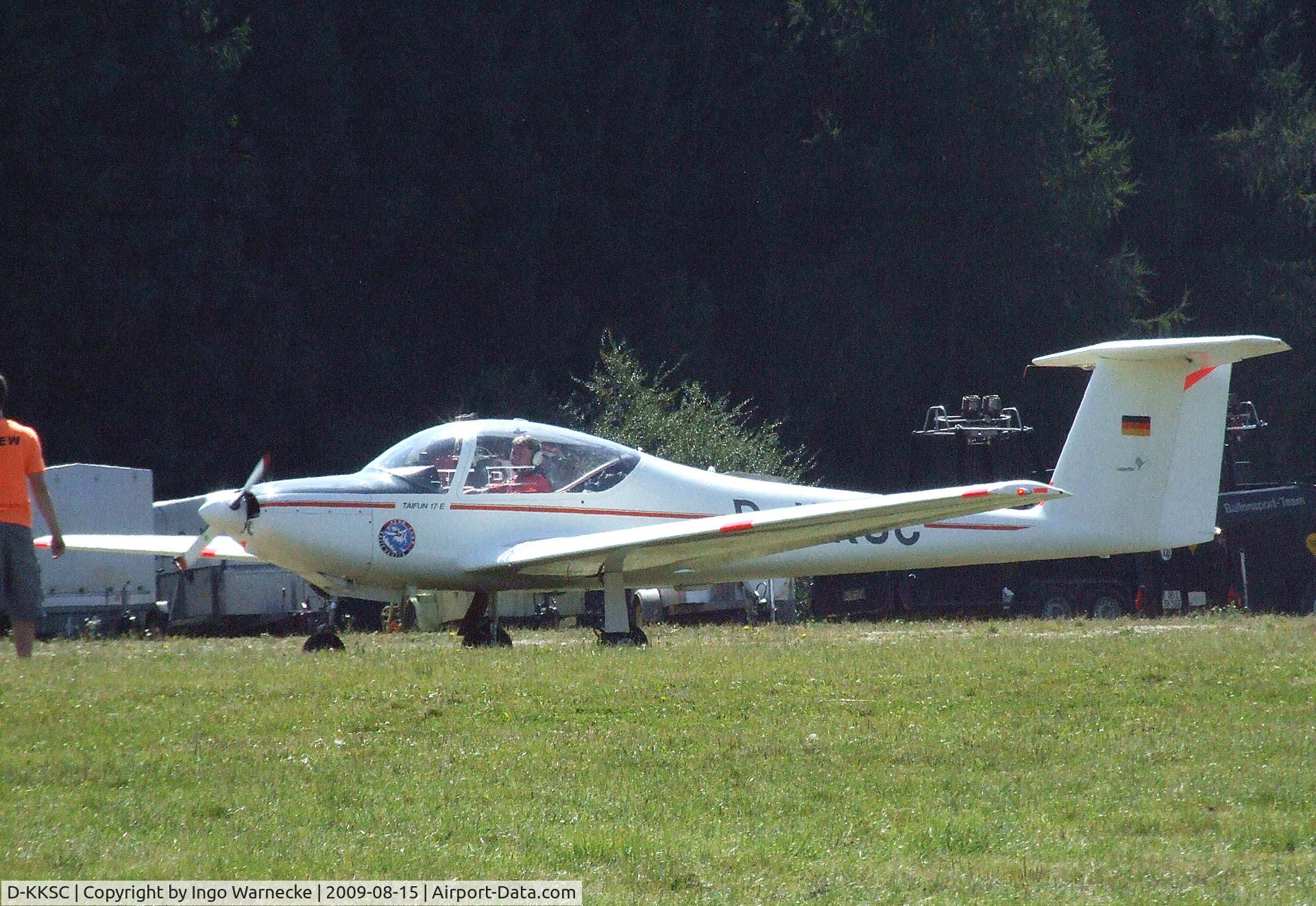 D-KKSC, Valentin Taifun 17E C/N 1013, Valentin Taifun 17E at the Montabaur airshow 2009