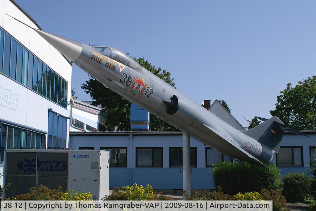 38 12, 1972 McDonnell Douglas F-4F Phantom II C/N 4640, Lockheed F104 Starfighter