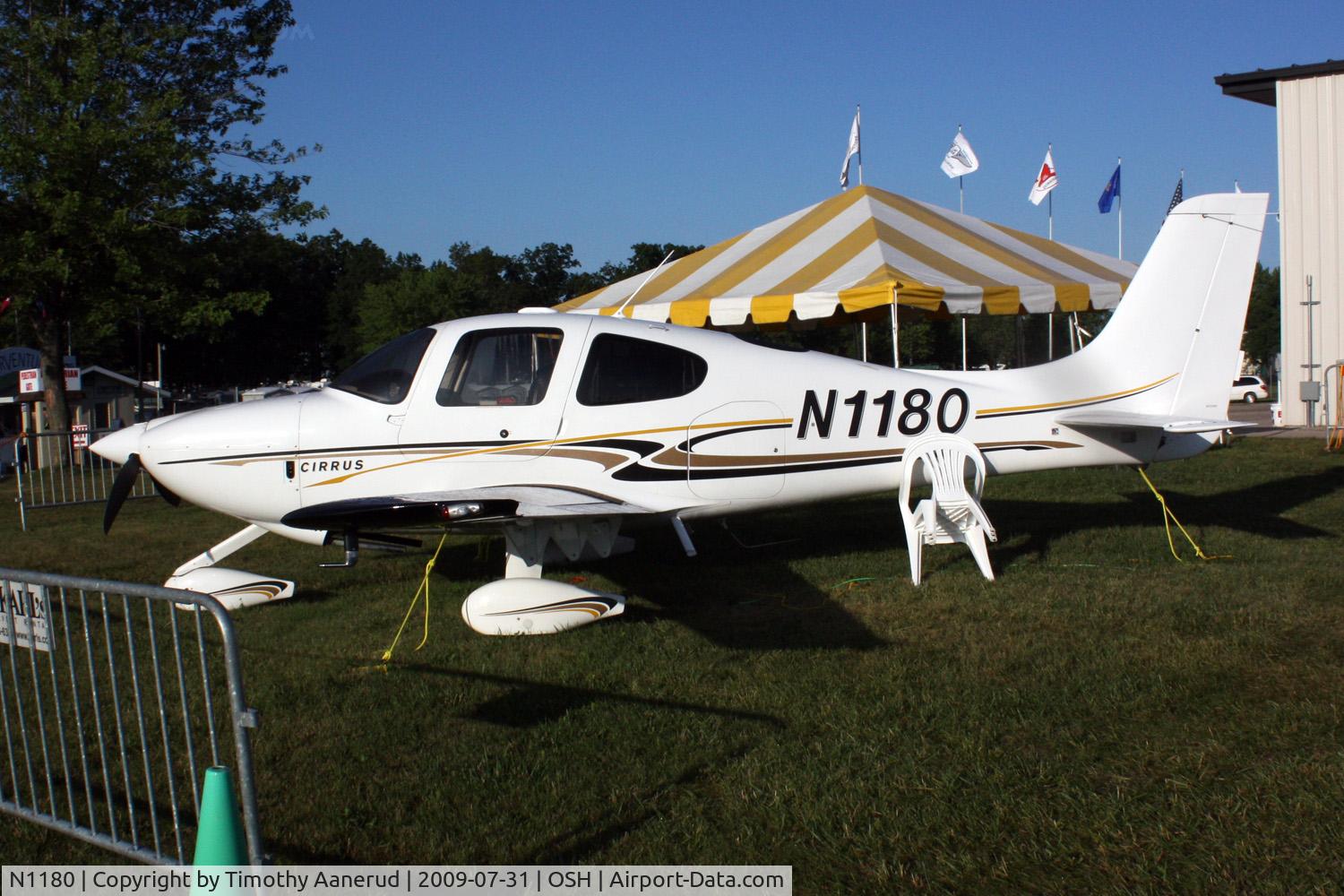 N1180, 2005 Cirrus SR20 C/N 1576, 2005 Cirrus Design Corp SR20, c/n: 1576