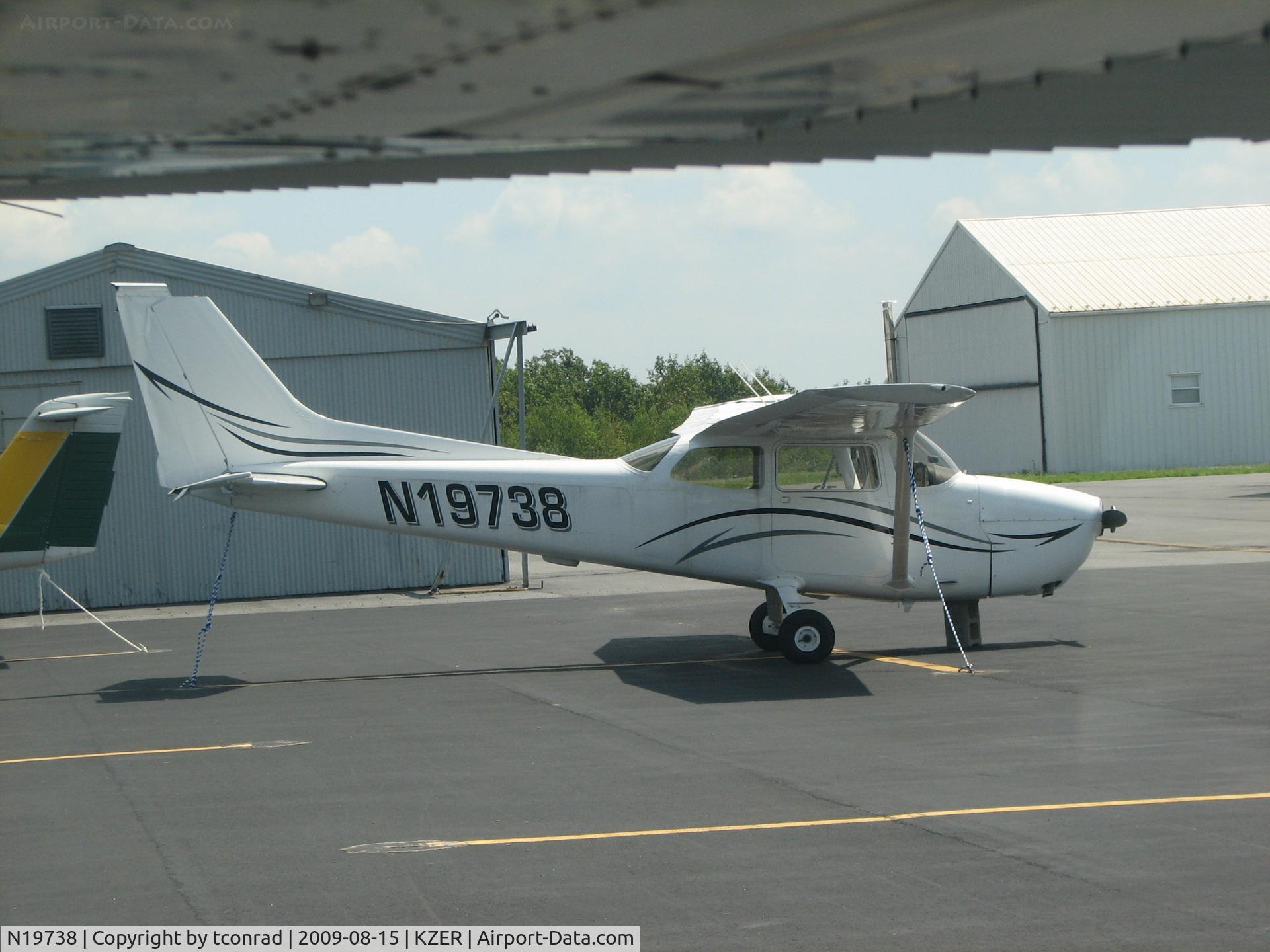 N19738, 1972 Cessna 172L C/N 17260712, at Zerbey