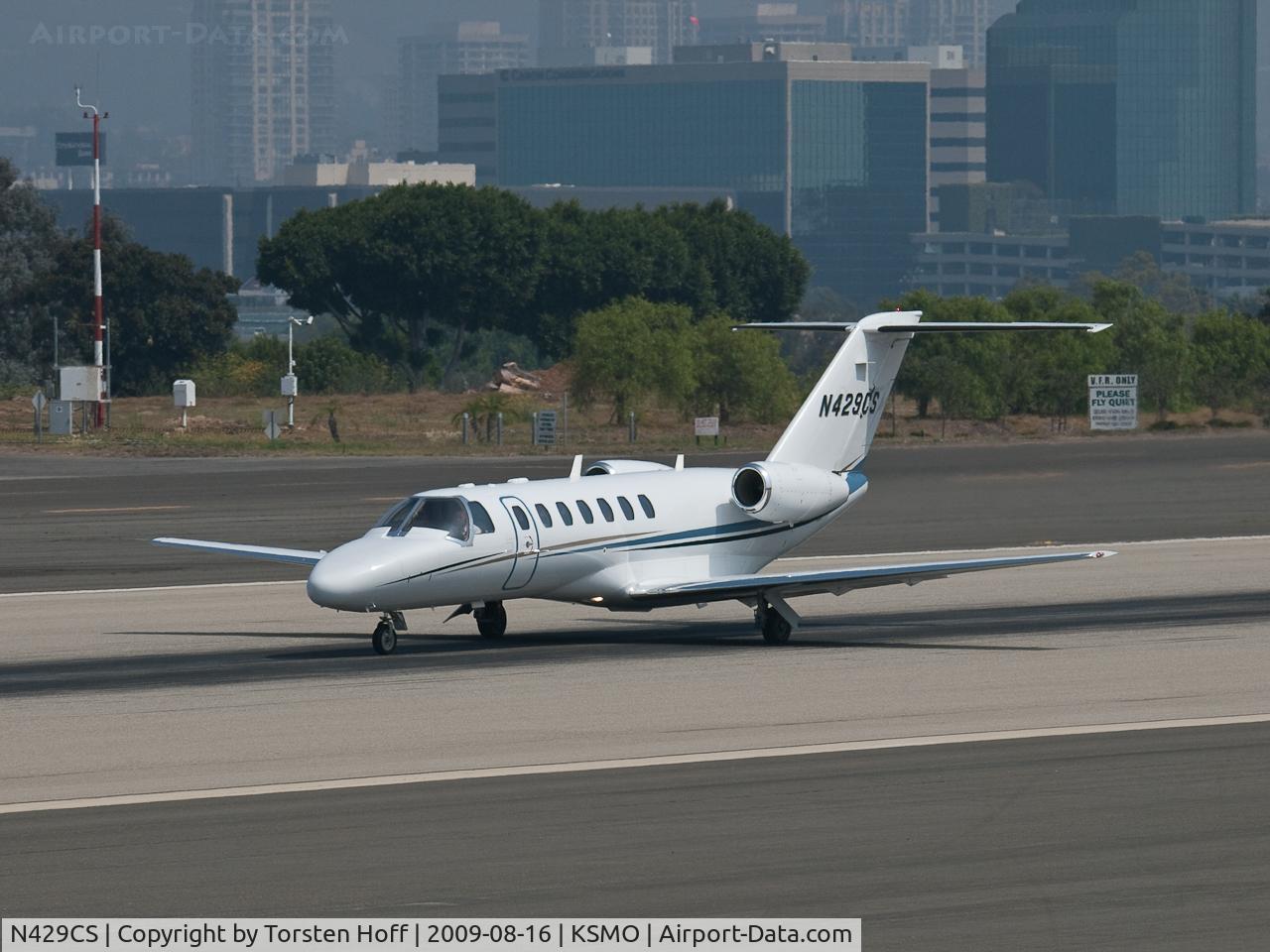 N429CS, 2007 Cessna 525B CitationJet CJ3 C/N 525B0177, N429CS departing from RWY 21