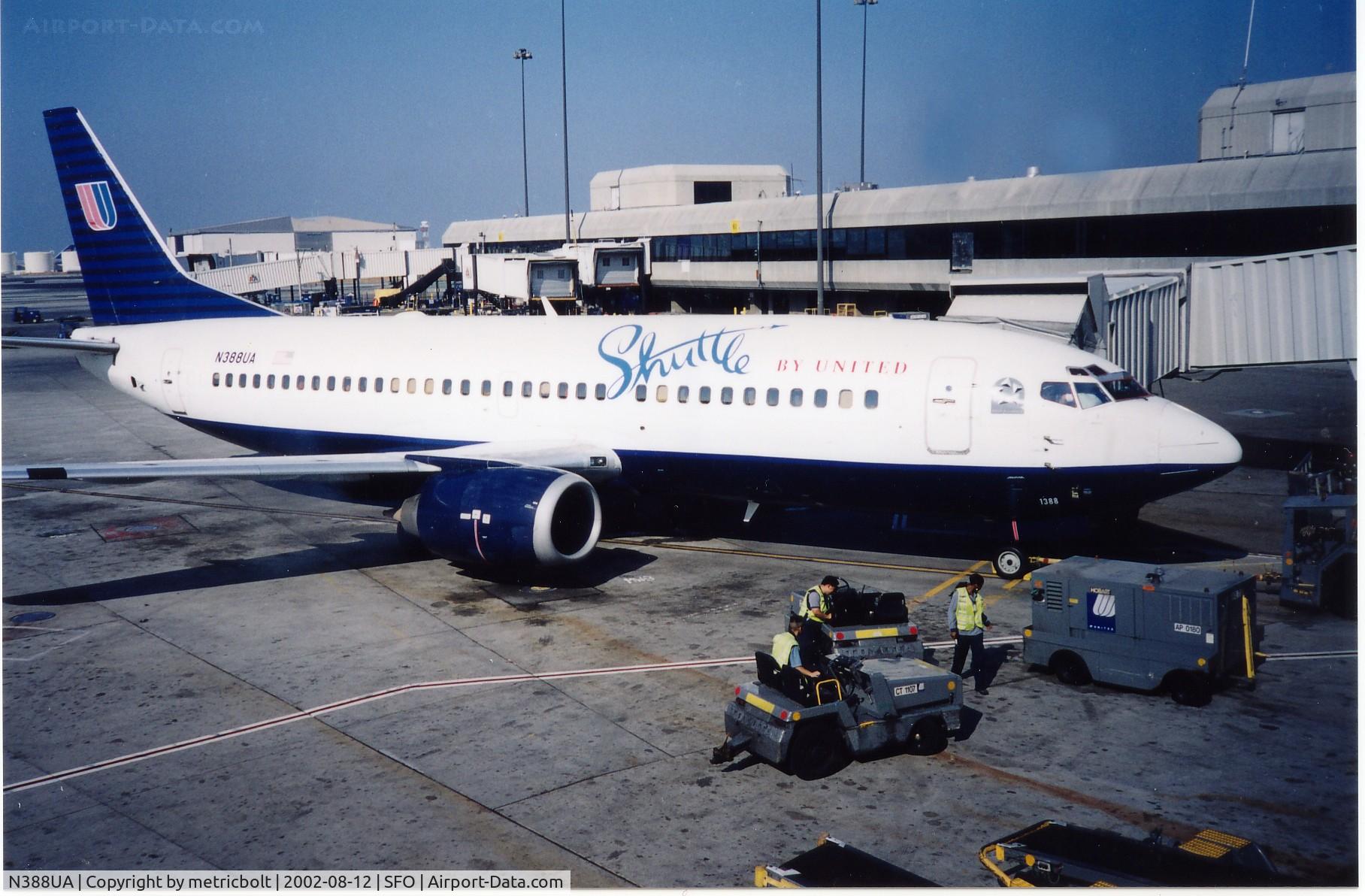 N388UA, 1990 Boeing 737-322 C/N 24663, Ready for departure
