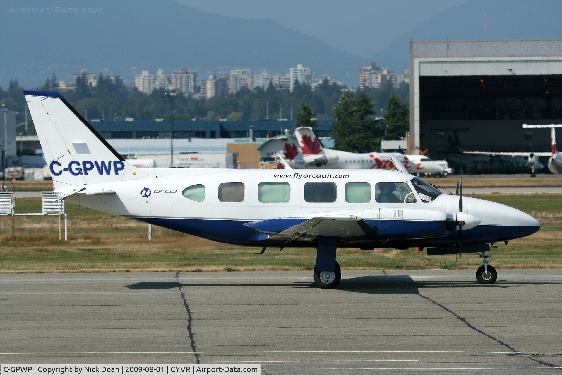 C-GPWP, 1979 Piper PA-31-350 Chieftain C/N 31-7952090, CYVR