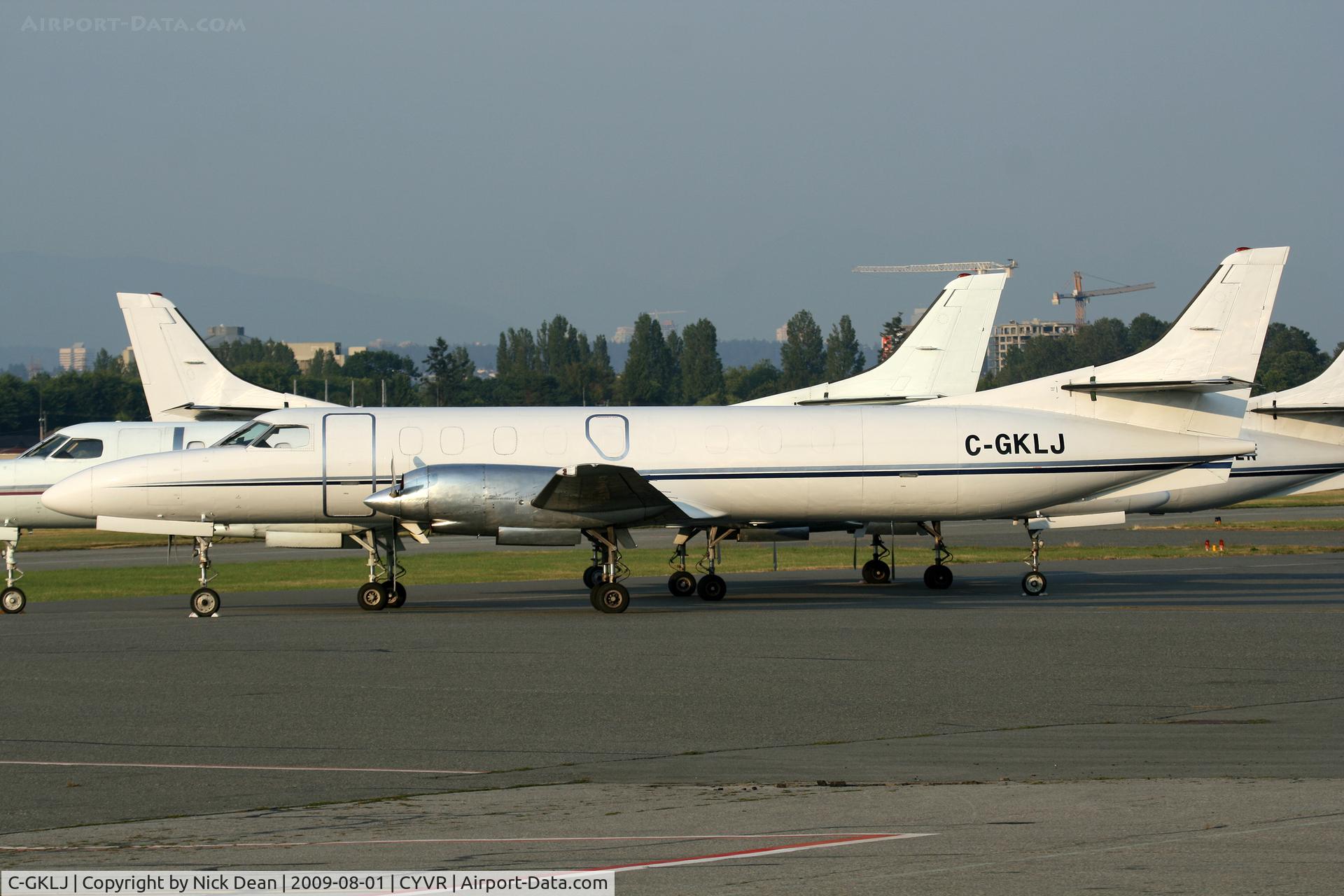C-GKLJ, 1980 Swearingen SA-226TC Metro II C/N TC-380, CYVR