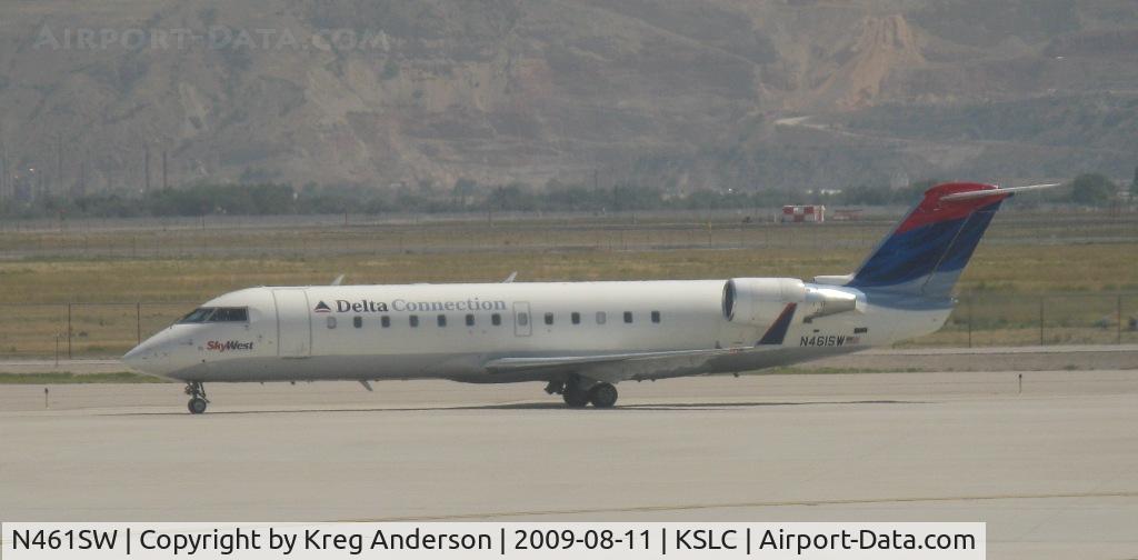 N461SW, 2003 Bombardier CRJ-200LR (CL-600-2B19) C/N 7811, Delta Connection (Skywest); CRJ-200