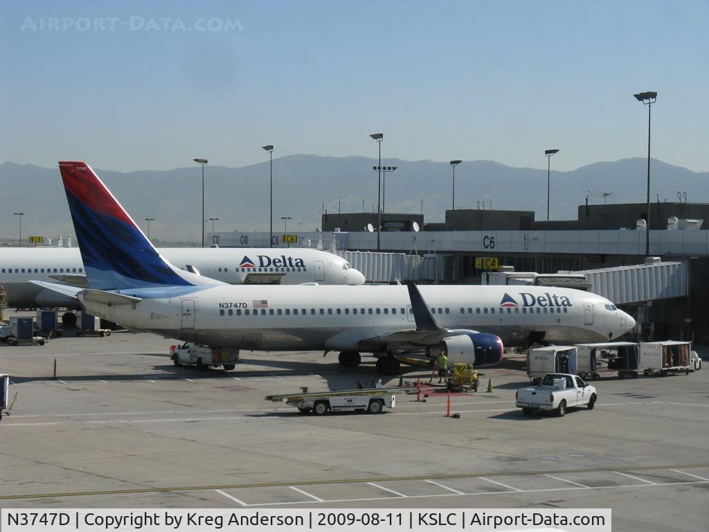 N3747D, 2001 Boeing 737-832 C/N 32374, Delta Airlines; Boeing 737-832