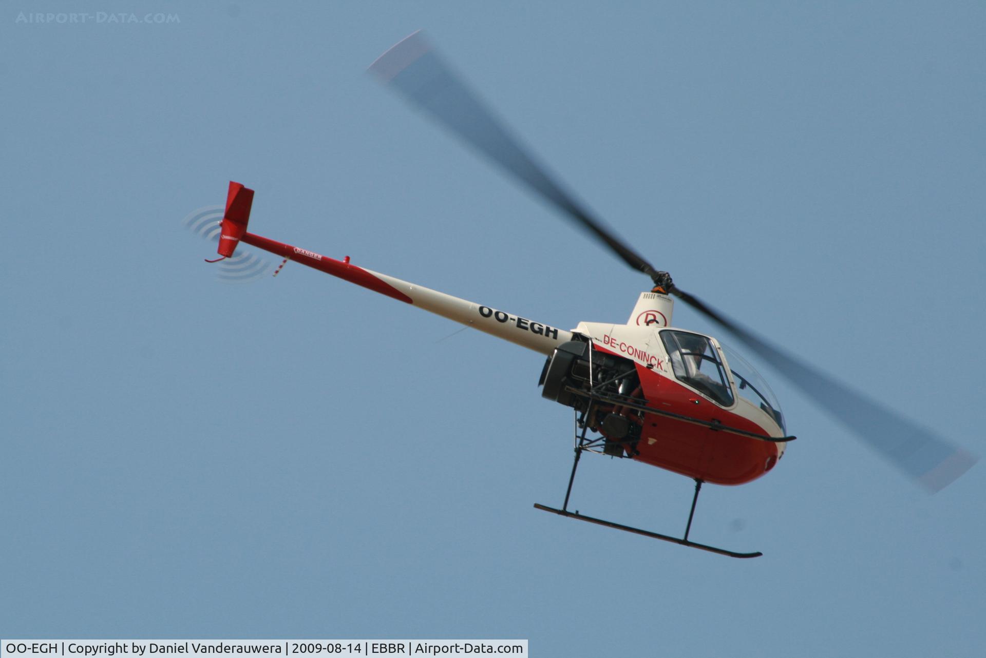 OO-EGH, Robinson R22 Beta C/N 1360, In flight