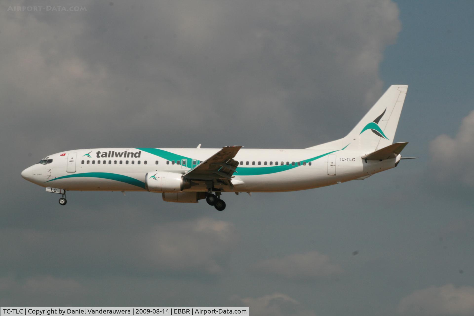 TC-TLC, 1994 Boeing 737-4Q8 C/N 25112, arrival of flight TWI471 to rwy 25L