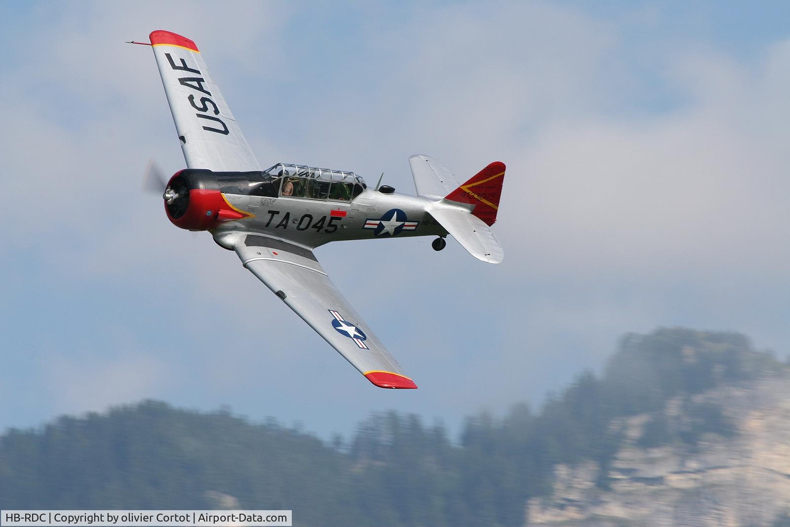 HB-RDC, North American T-6G Texan C/N 182-38, Bex Airshow 2007 (Switzerland) - Crashed in 2008