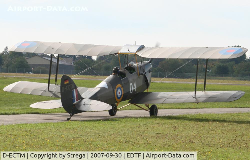 D-ECTM, 1940 De Havilland DH-82A Tiger Moth II C/N 83745, beautiful restored biplane at the homeairport