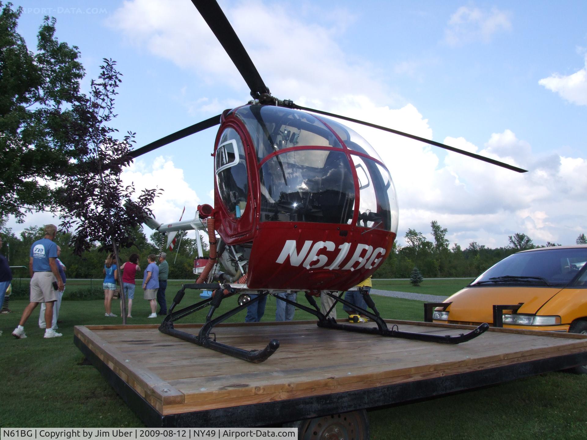 N61BG, 1967 Hughes 269A C/N 880959, Bob's helicopter, on his self-propelled dolly