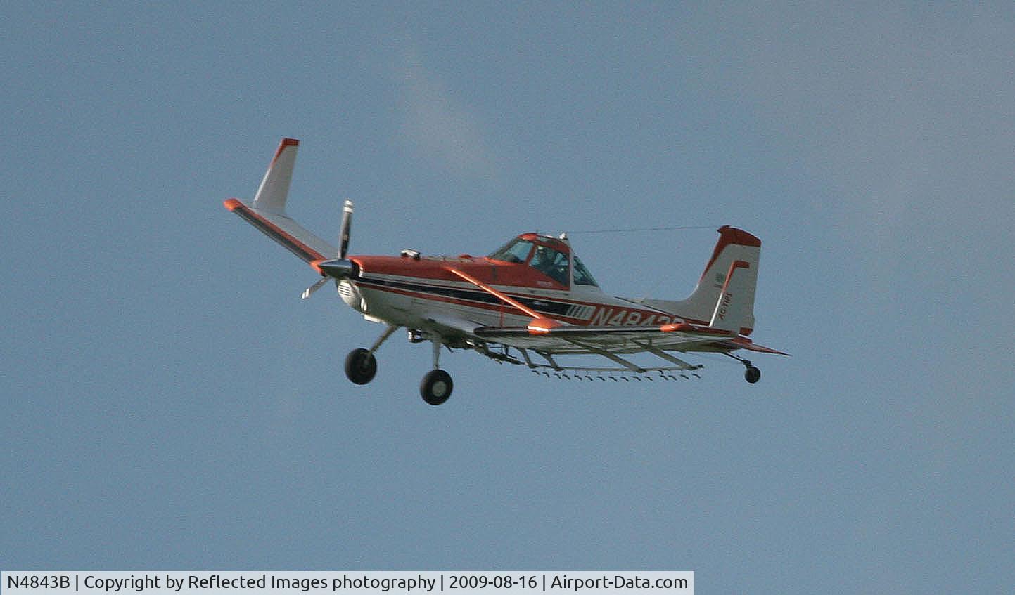 N4843B, 1979 Cessna 152 C/N 15283668, Spraying in Iowa