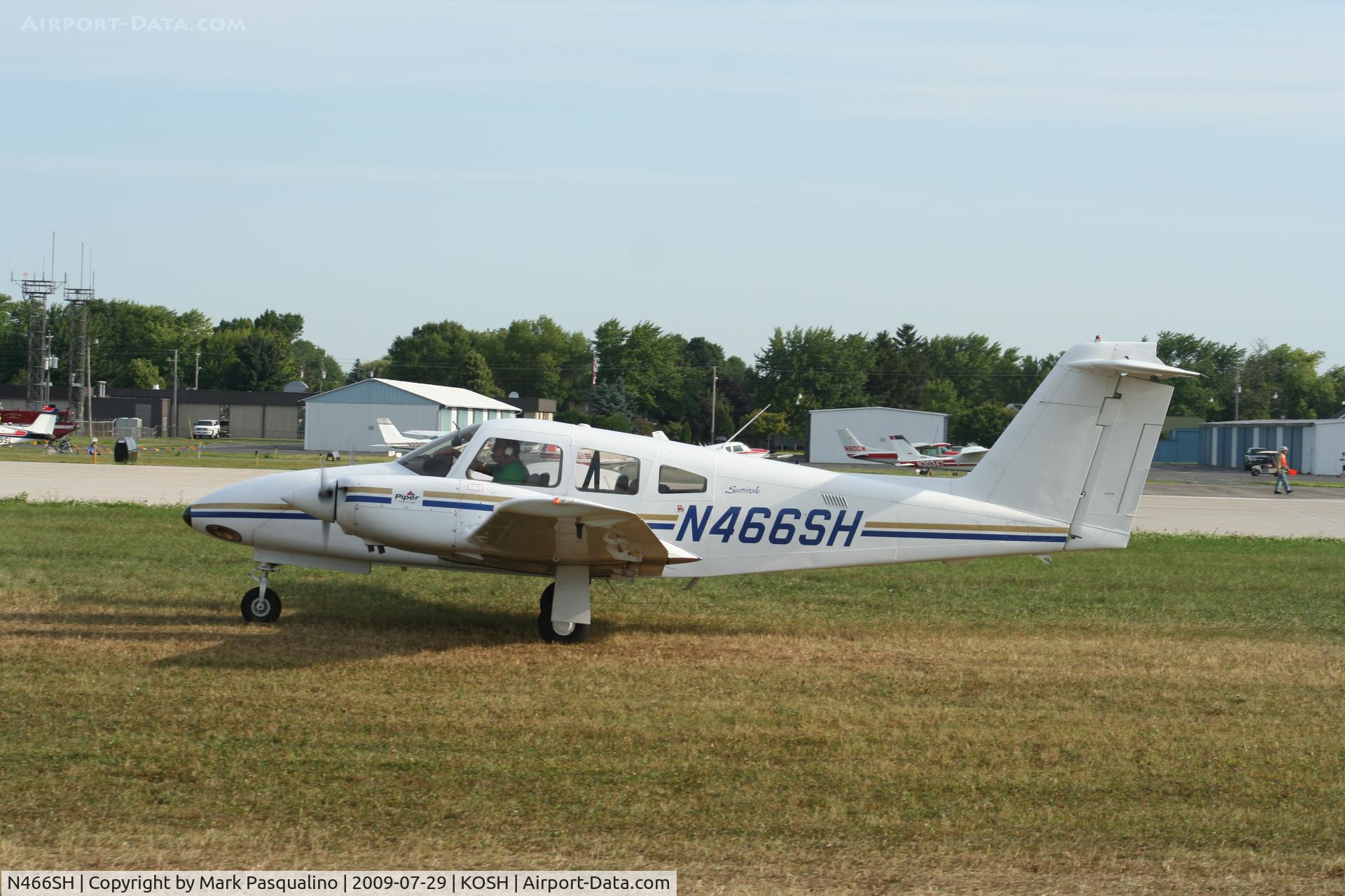 N466SH, 2004 Piper PA-44-180 Seminole C/N 4496181, Piper PA-44-180