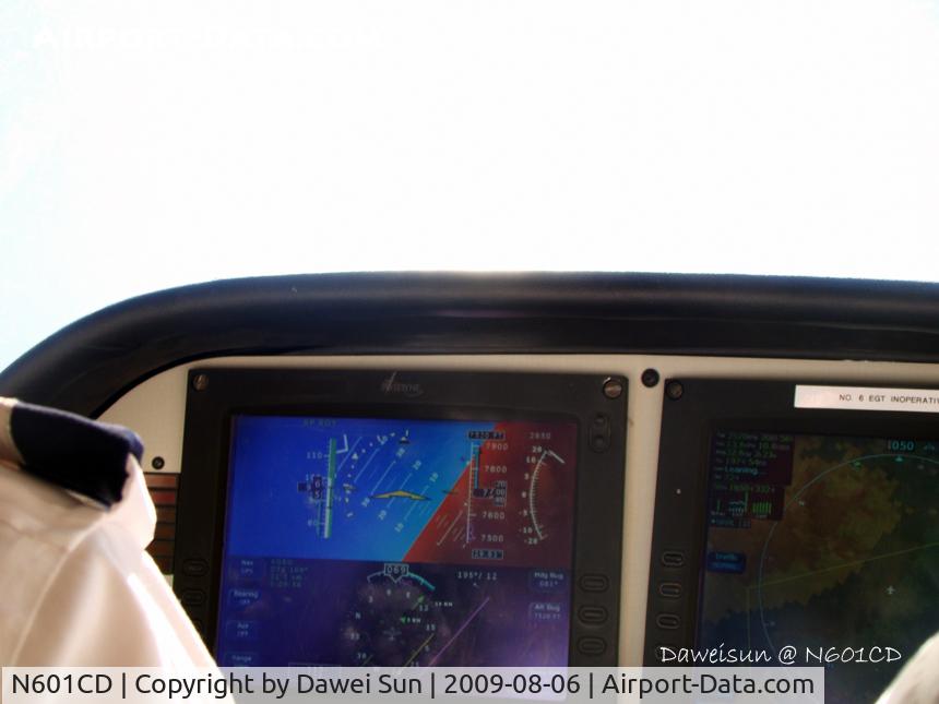 N601CD, 2004 Cirrus SR20 G2 C/N 1465, lazy 8