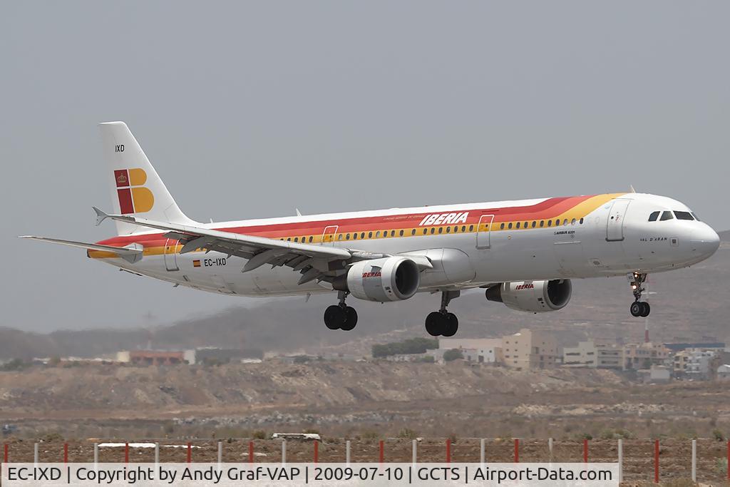 EC-IXD, 2004 Airbus A321-211 C/N 2220, Iberia A321