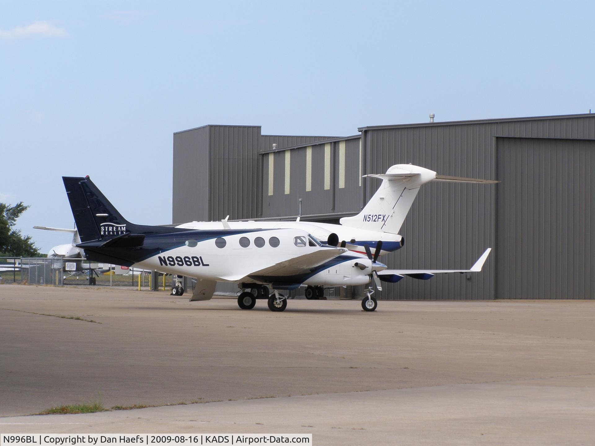 N996BL, 2008 Hawker Beechcraft Corp C90GTI King Air C/N LJ-1864, Parked @ KADS 8/16/2009