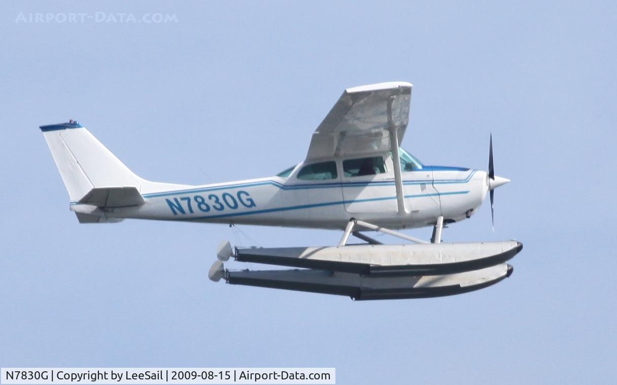 N7830G, 1970 Cessna 172L C/N 17259530, Overflying Forest Lake, MN