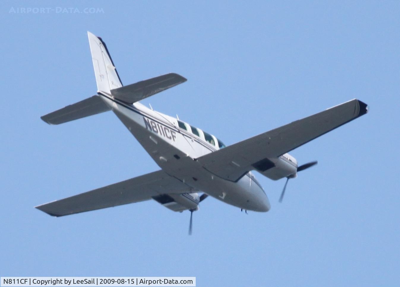 N811CF, 1982 Beech 58 Baron C/N TH-1351, Overflying Forest Lake, MN