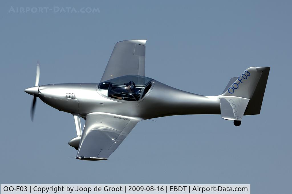 OO-F03, 2005 Impulse 100 TD C/N SN 30, This sleek machine looks like a plastic model aeroplane, but it certainly isn't.