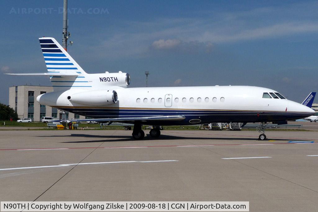 N90TH, 1999 Dassault Falcon 900 C/N 180, visitor