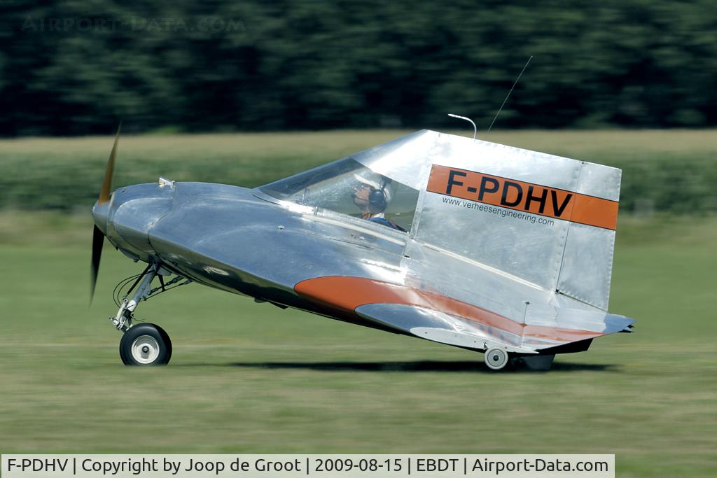 F-PDHV, 2004 Verhees Delta C/N 01, strange aircraft