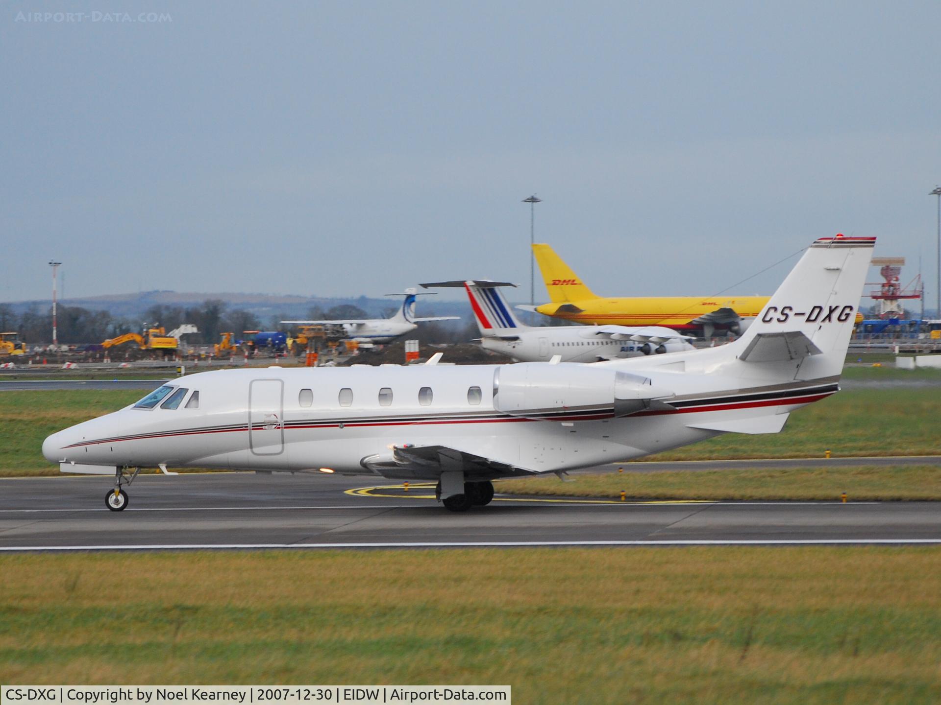 CS-DXG, 2005 Cessna 560XLS Citation Excel C/N 560-5595, Departing off Rwy 28