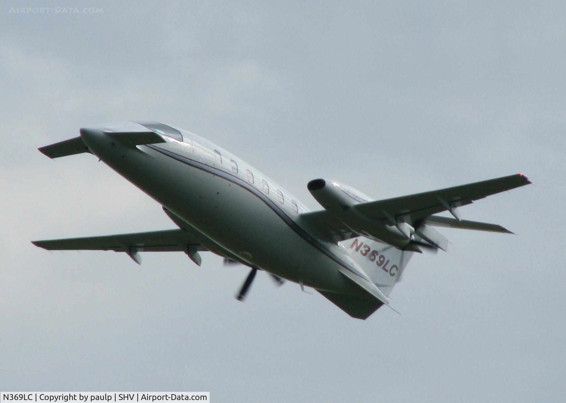 N369LC, 2008 Piaggio P-180 C/N 1154, Taking off from Shreveport Regional.