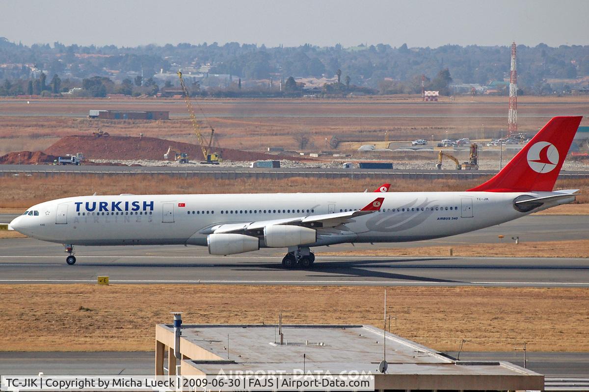 TC-JIK, 1999 Airbus A340-313 C/N 257, At Jo'burg