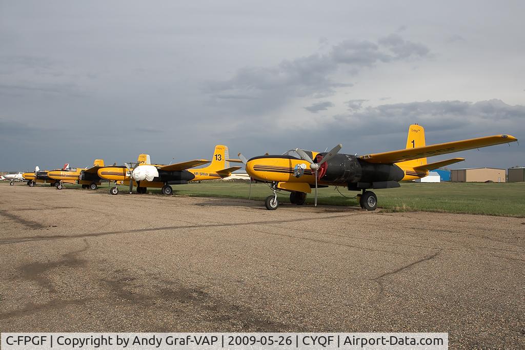 C-FPGF, 1945 Douglas A-26B Invader C/N 29154, Air Spray Douglas A-26