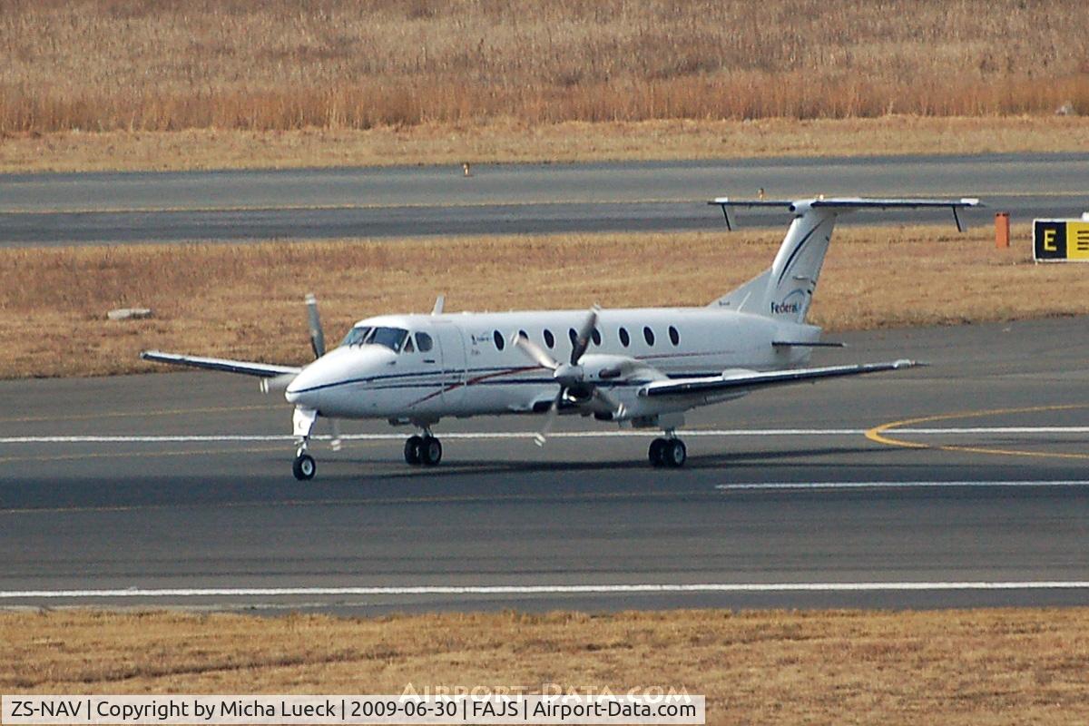ZS-NAV, 1986 Beech 1900C C/N UB-62, At Jo'burg