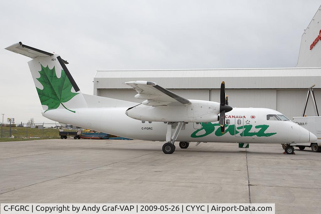 C-FGRC, 1989 De Havilland Canada DHC-8-102 Dash 8 C/N 195, JAZZ DHC8-100