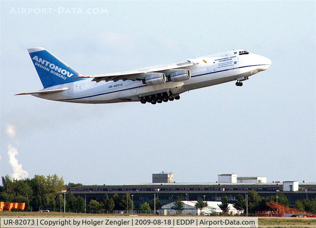 UR-82073, 1994 Antonov An-124-100 Ruslan C/N 9773054359139, A big bird is leaving LEJ