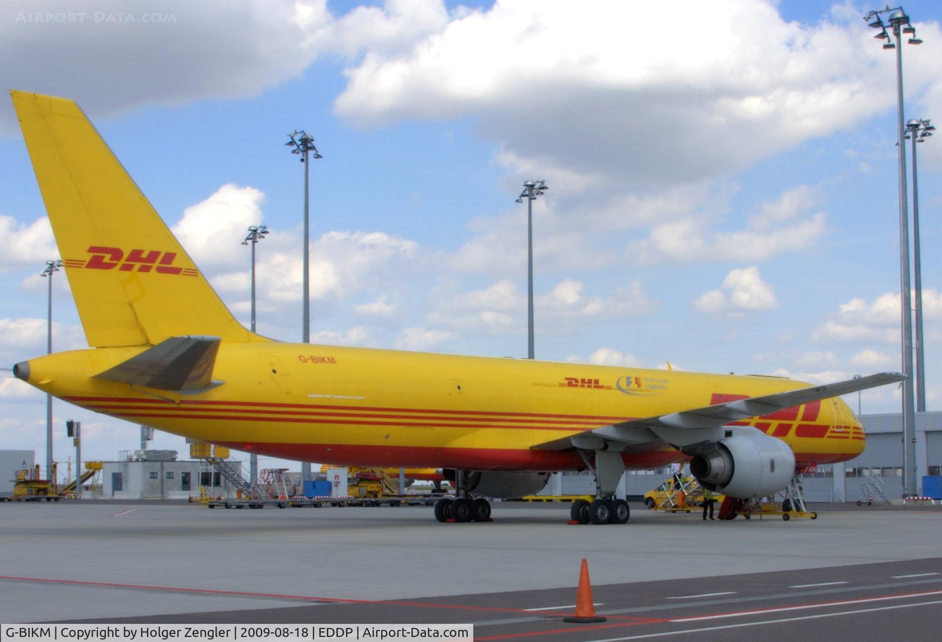 G-BIKM, 1984 Boeing 757-236/SF C/N 22184, Getting checked for a new job