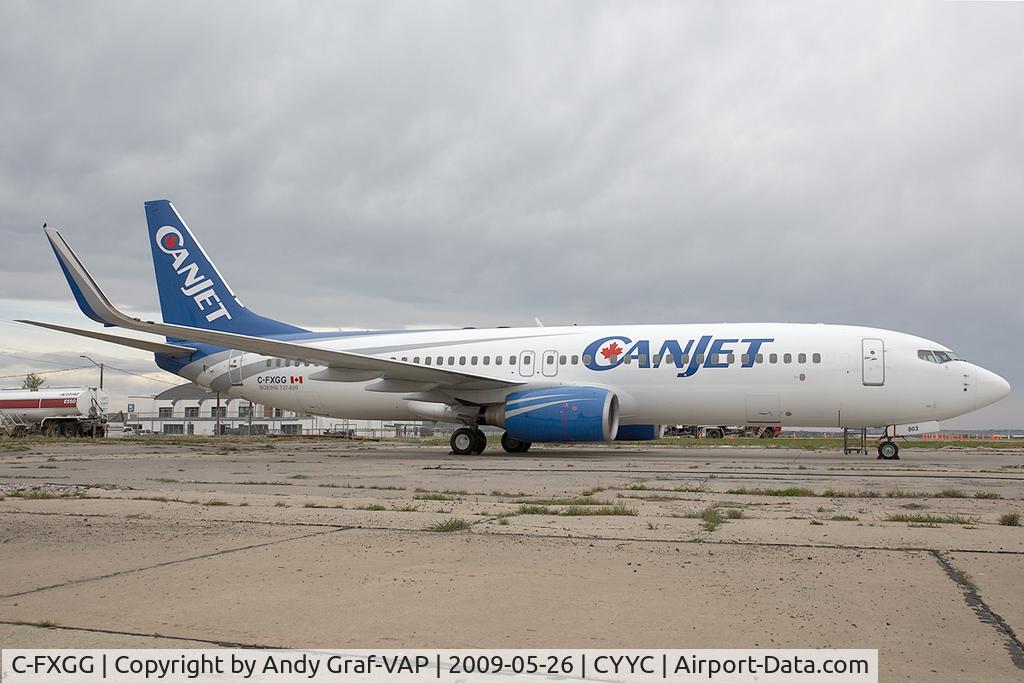 C-FXGG, 2000 Boeing 737-81Q C/N 29051, Canjet 737-800