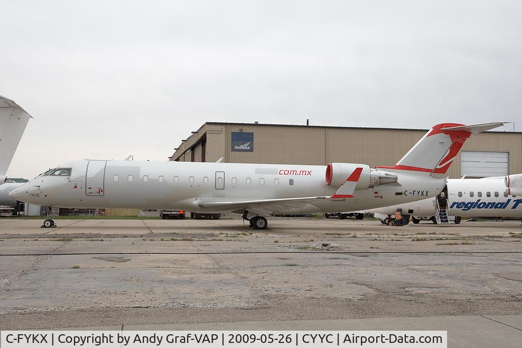 C-FYKX, 2001 Bombardier CRJ-200ER (CL-600-2B19) C/N 7470, CRJ