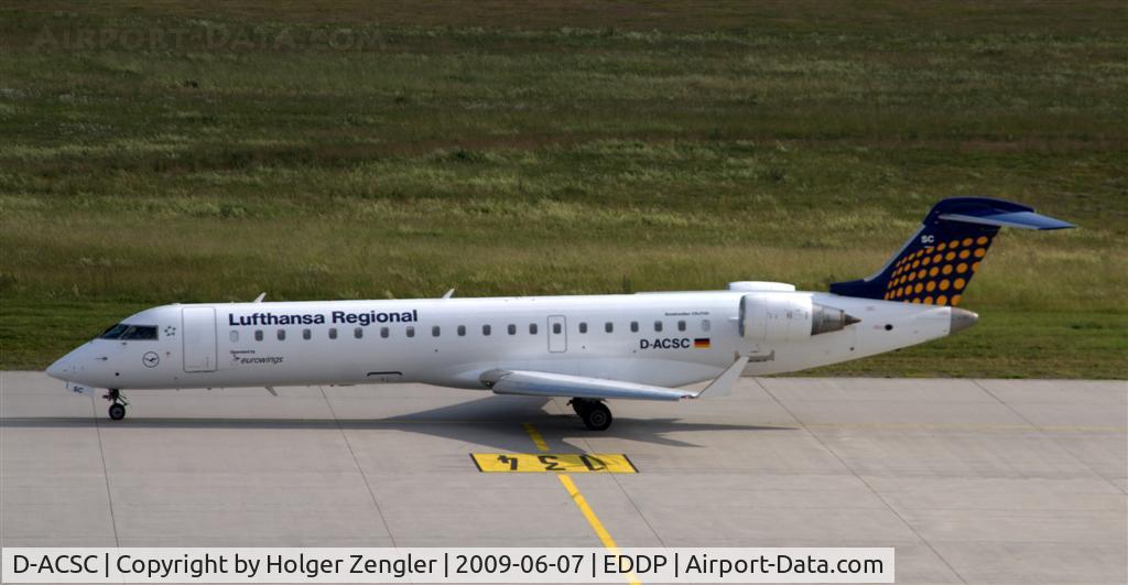 D-ACSC, Canadair CRJ-700 (CL-600-2C10) Regional Jet C/N 10039, Arriving at LEJ after a short ride from DUS