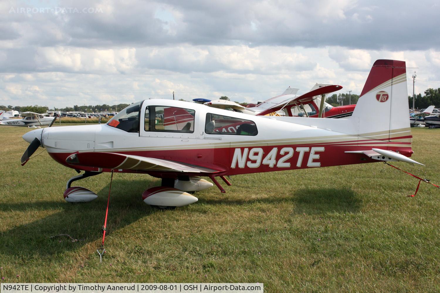 N942TE, 2003 Tiger Aircraft Llc AG-5B C/N 10221, 2003 Tiger Aircraft Llc AG-5B, c/n: 10221