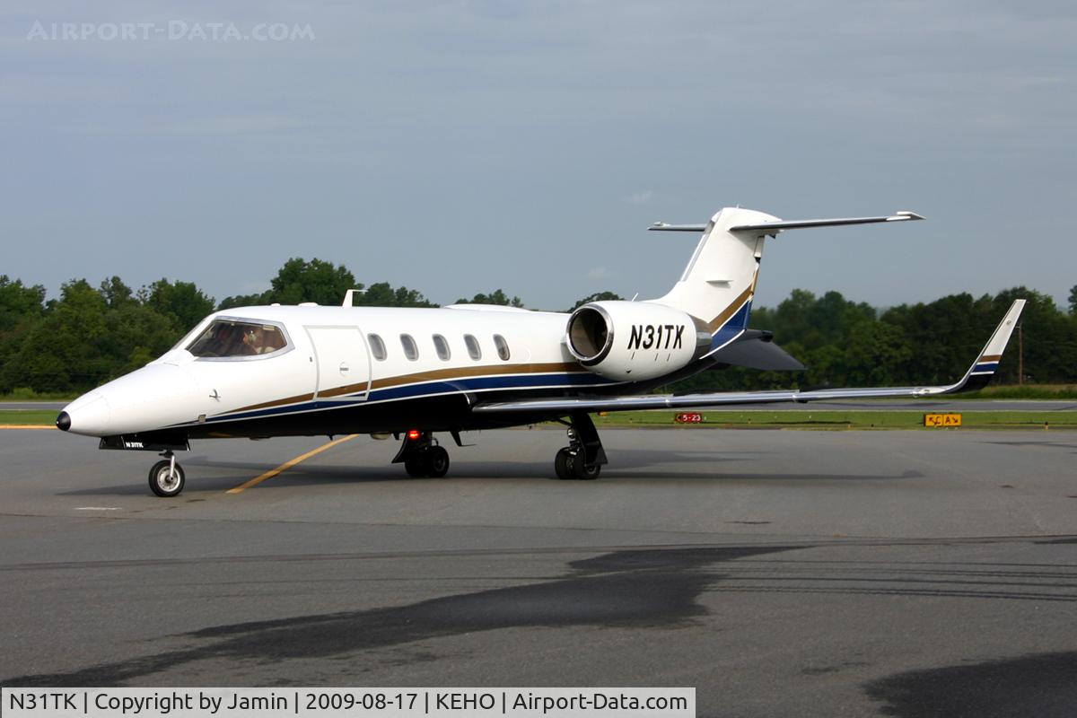 N31TK, 1992 Learjet Inc 31A C/N 059, Obviously Wal-Mart's planes are not as cheap as their products.