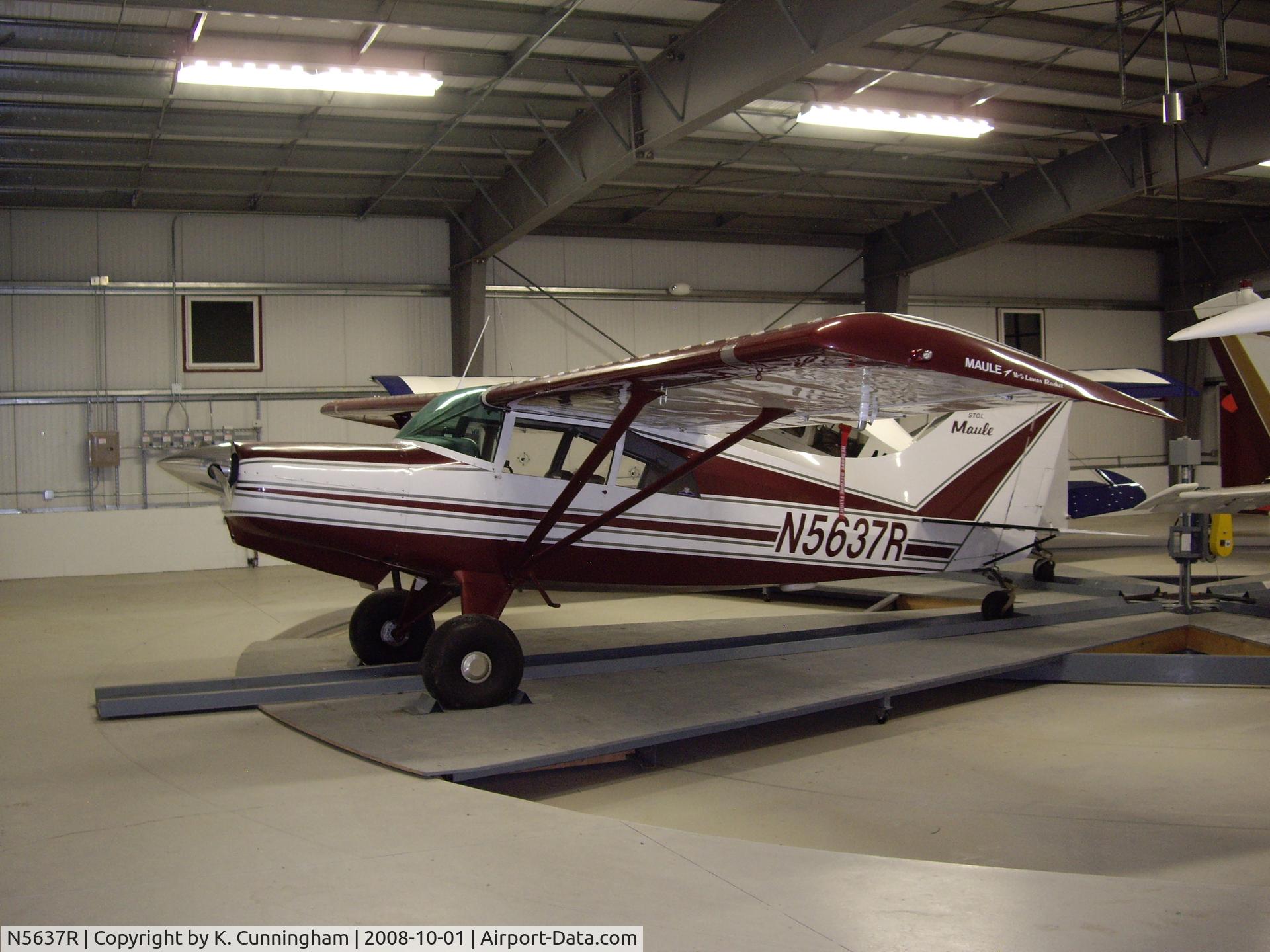N5637R, 1980 Maule M-5-235C Lunar Rocket C/N 7312C, In the Hangar