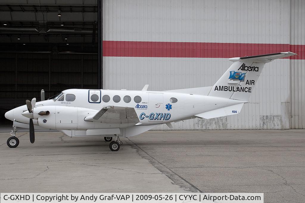 C-GXHD, 1989 Beech B200 King Air C/N BB-1338, Air Ambulance Alberta B200