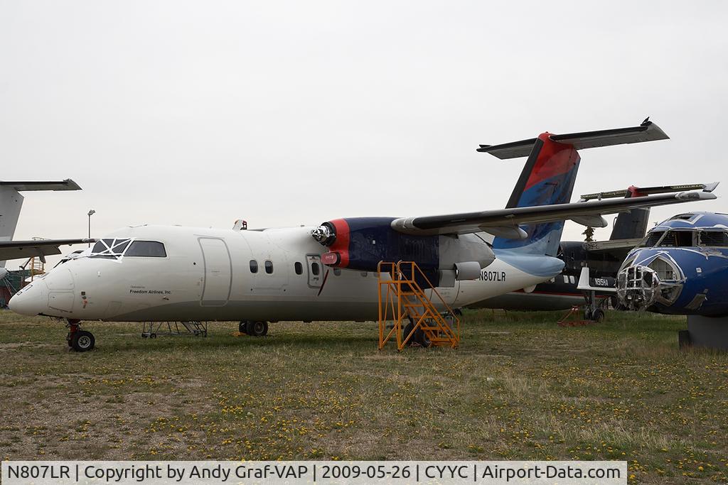 N807LR, 1987 De Havilland Canada DHC-8-102 Dash 8 C/N 070, Freedom Air DHC8-100