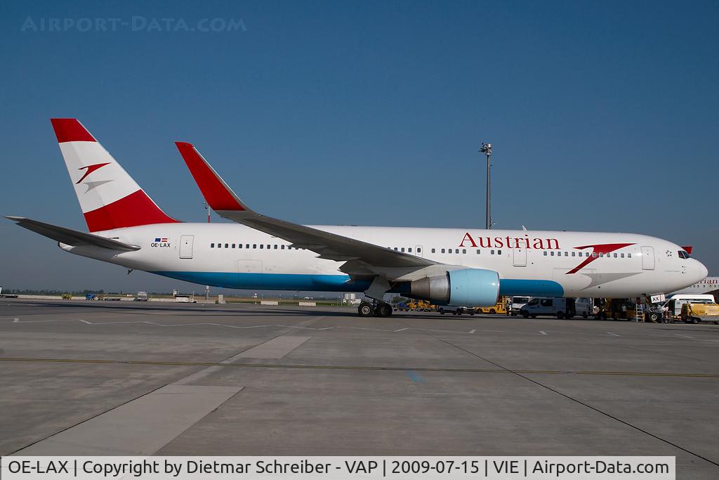 OE-LAX, 1992 Boeing 767-3Z9/ER C/N 27095, Austrian Airlines Boeing 767-300