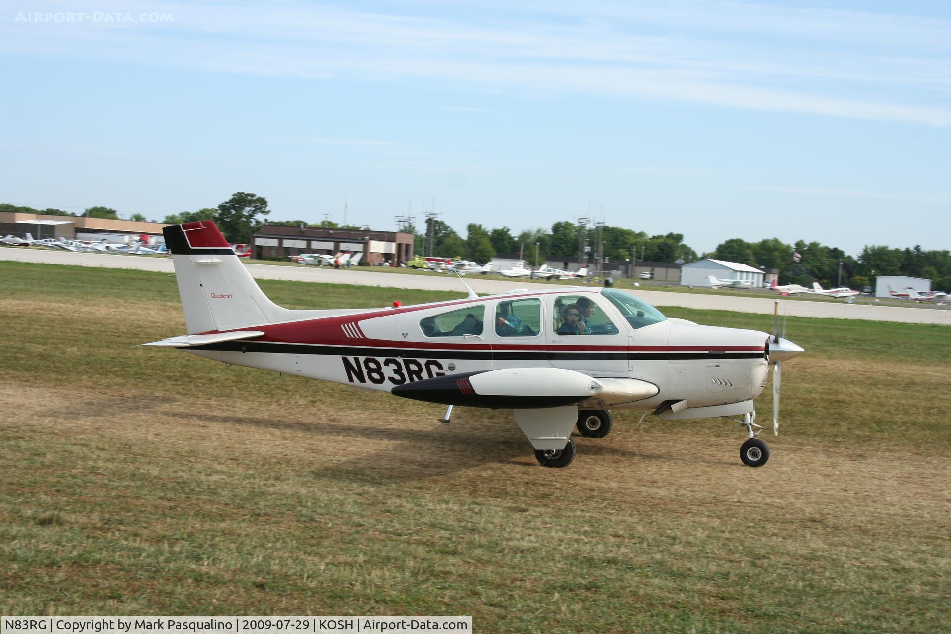 N83RG, 1987 Beech F33A Bonanza C/N CE-1205, Beech F33A