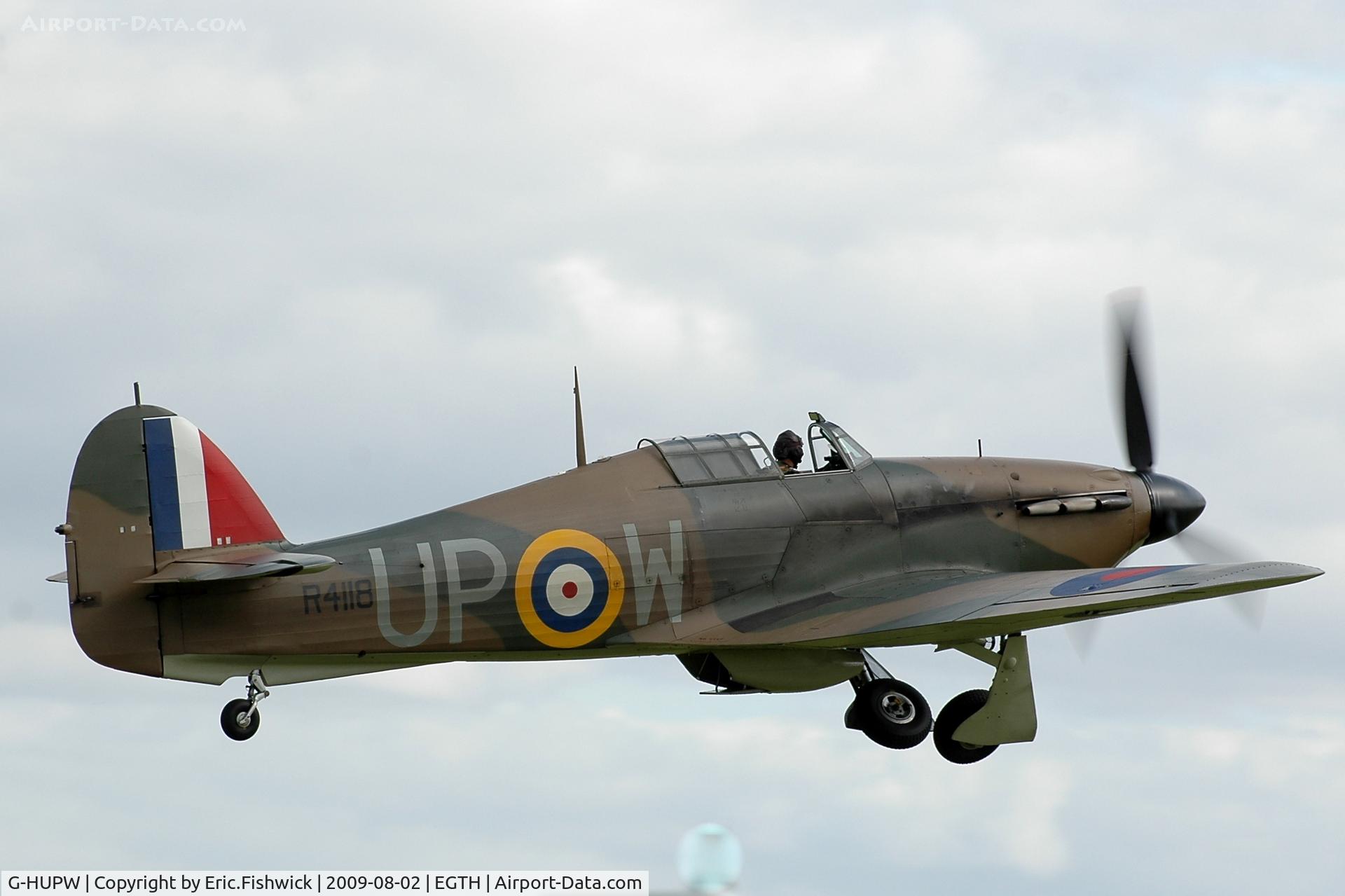 G-HUPW, 1940 Hawker Hurricane I C/N G592301, 42. R4118 departing Shuttleworth Military Pagent Air Display Aug 09